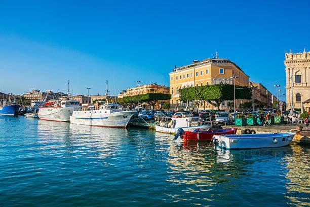 Appartamento Al Posto Giusto Syrakus Exterior foto