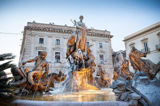 Appartamento Al Posto Giusto Syrakus Exterior foto