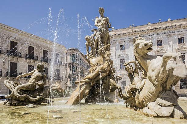 Appartamento Al Posto Giusto Syrakus Exterior foto